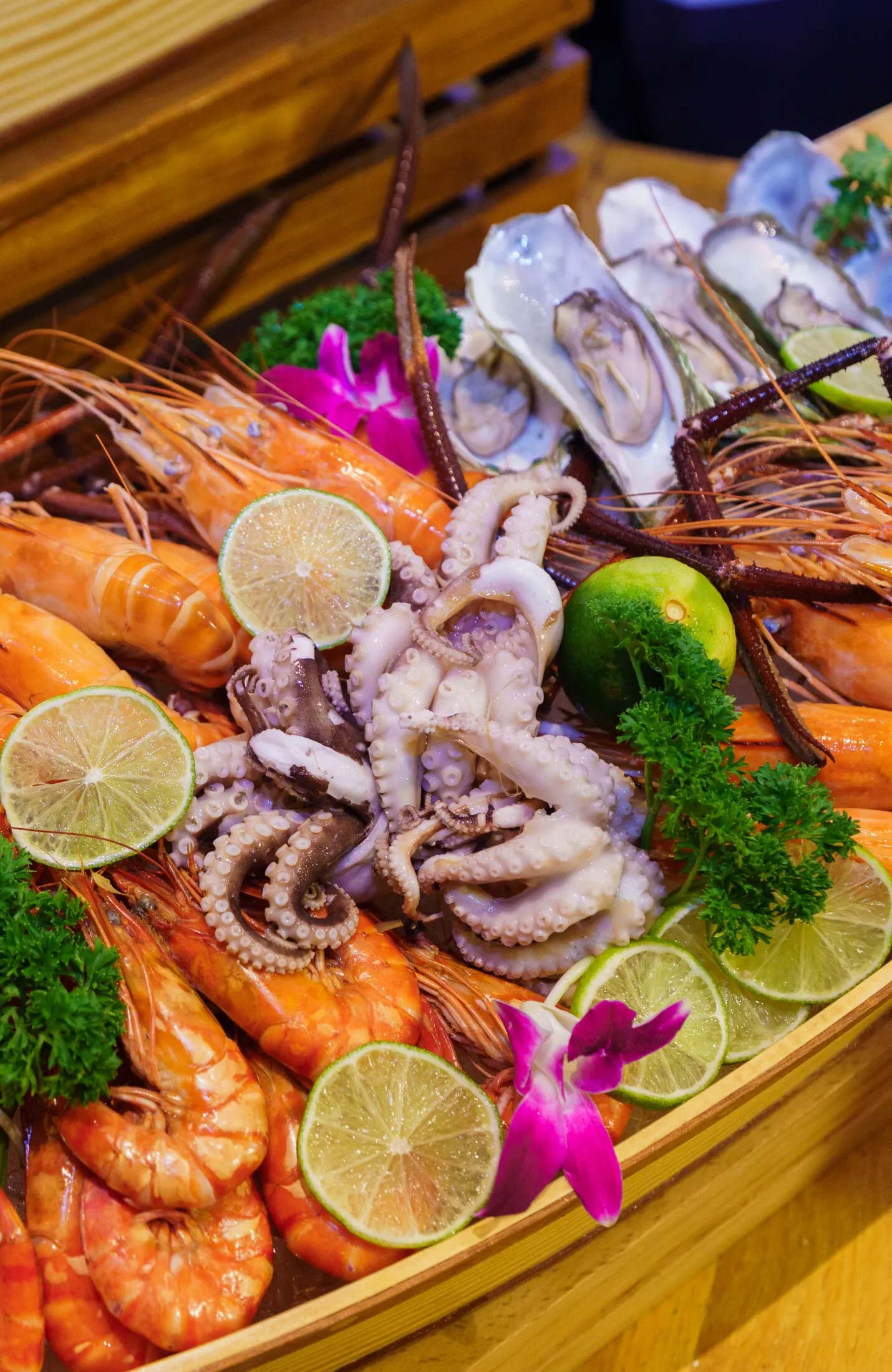 Đại tiệc Buffet Hải sản thượng hạng cuối tuần tại Hasen Seafood